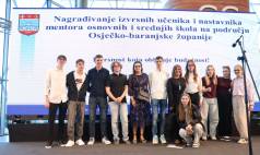 IMG 5a769e8cf69f761e1cf5de217b17ff29 V
